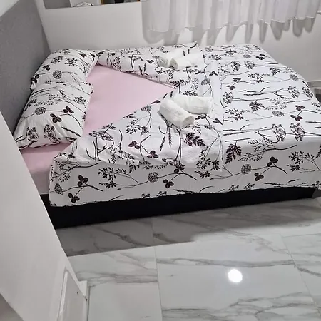 Sobe Zimmer & Apartmani Nova Gradiska Exterior foto