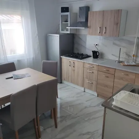 Sobe Zimmer & Apartmani Nova Gradiska Exterior foto